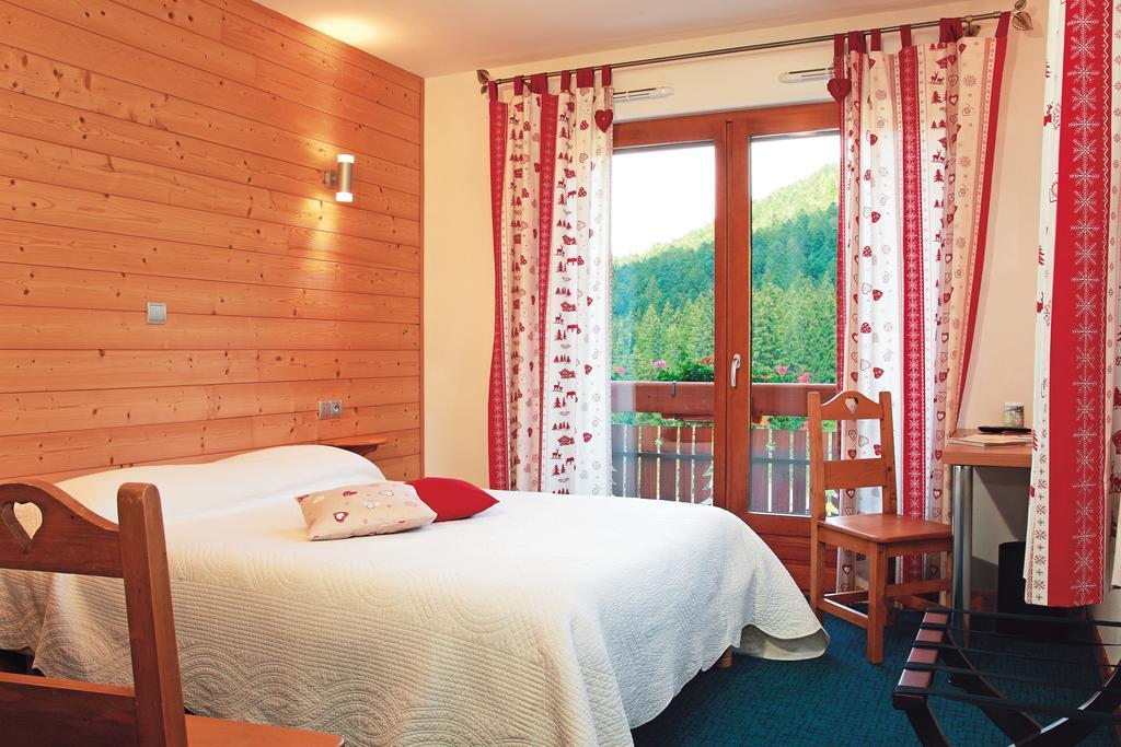 Logis Hotel Le Vetine Ле-Вальтен Номер фото