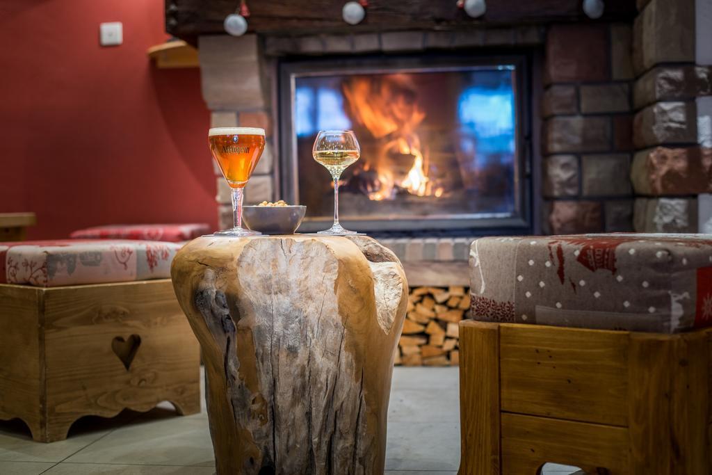 Logis Hotel Le Vetine Ле-Вальтен Экстерьер фото